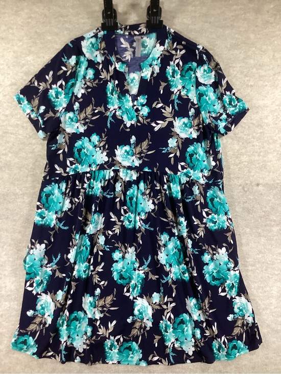 Honeyme Dresses & Skirts - Honeyme Navy Floral Midi Dress with Teal & White Blooms